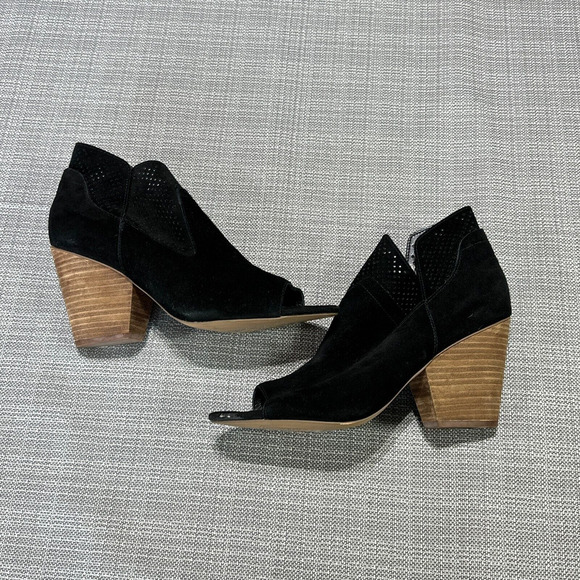 Steven by Steve Madden Womens Boots 10 Black Suede Peep Toe Slip On Cut‎ Outs - Picture 1 of 7